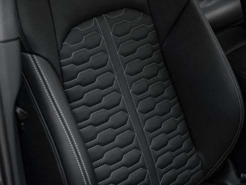 Used 2025 Audi RS 6 performance image 48