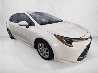 Used 2021 Toyota Corolla LE video 2