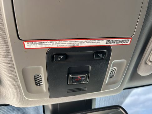 Used 2023 Toyota Camry SE w/ Convenience Package image 27