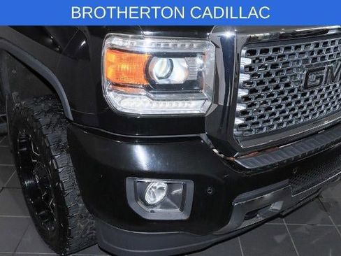 Used 2016 GMC Sierra 2500 Denali w/ Duramax Plus Package image 13