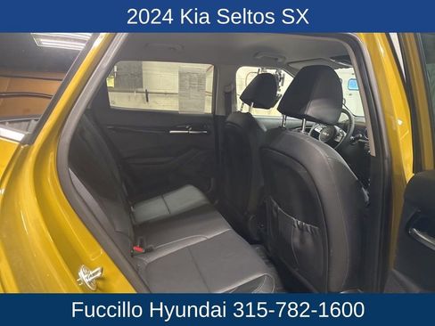 Used 2024 Kia Seltos SX image 27