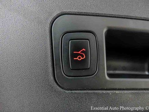 Used 2018 Tesla Model S P100D AWD/4WD image 36
