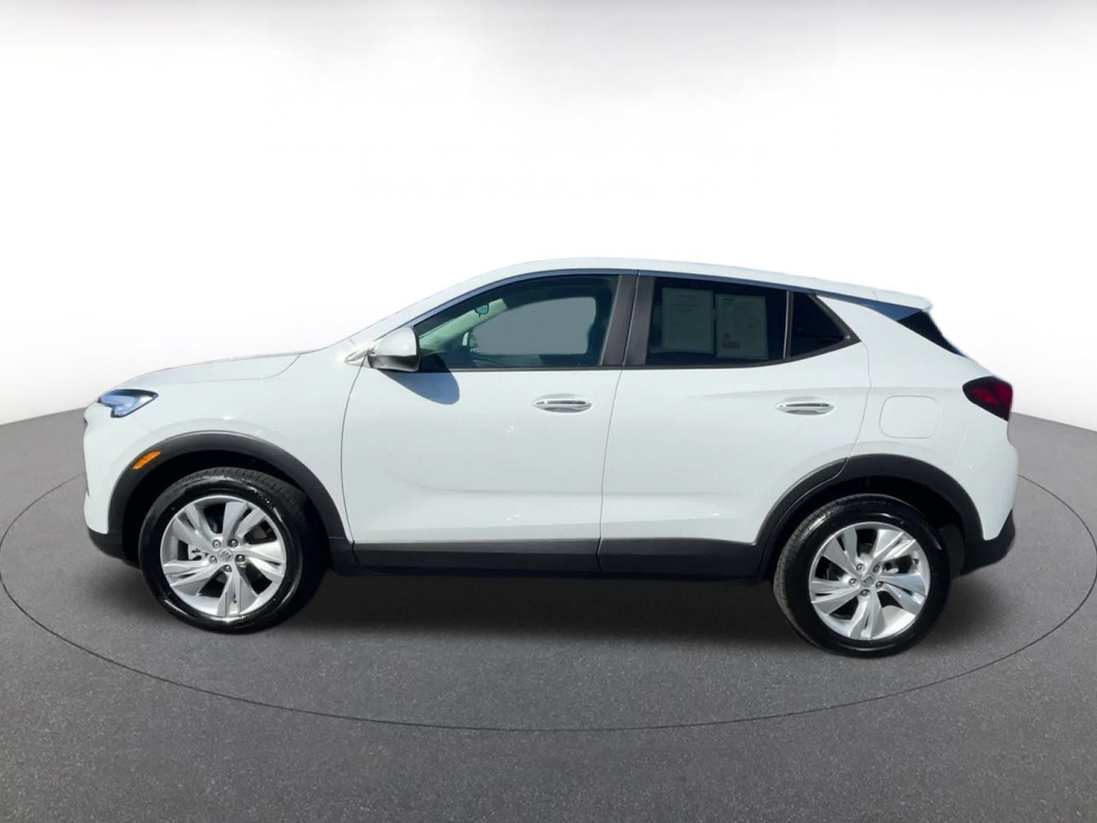Used 2026 Buick Encore GX Preferred AWD/4WD image 8