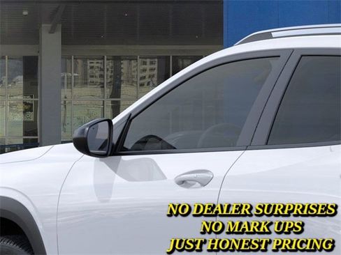 New 2026 Chevrolet Trax ACTIV w/ Sunroof Package image 12