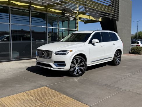 Used 2024 Volvo XC90 B6 Plus w/ Protection Package AWD/4WD image 1