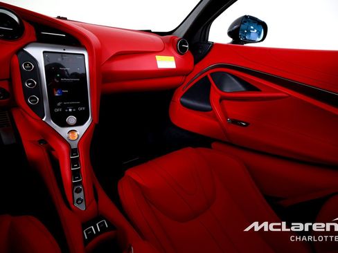 New 2026 McLaren 750S Spider RWD image 17