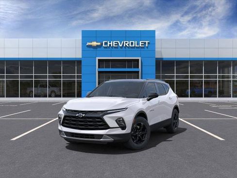 New 2025 Chevrolet Blazer LT w/ Convenience Package image 30
