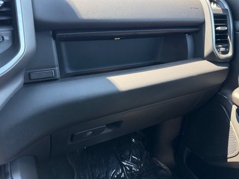 Used 2025 RAM 1500 Big Horn AWD/4WD image 25