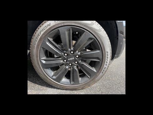 Used 2024 Lincoln Navigator Reserve AWD/4WD image 18