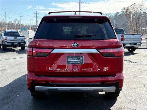 Used 2023 Toyota Sequoia Capstone image 28