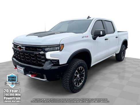 Used 2024 Chevrolet Silverado 1500 ZR2 w/ Technology Package image 1
