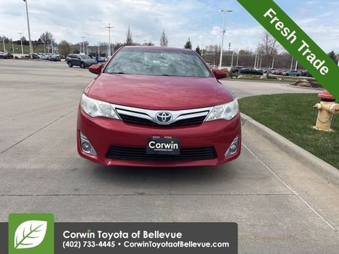 Used 2014 Toyota Camry XLE w/ Leather Package image 9