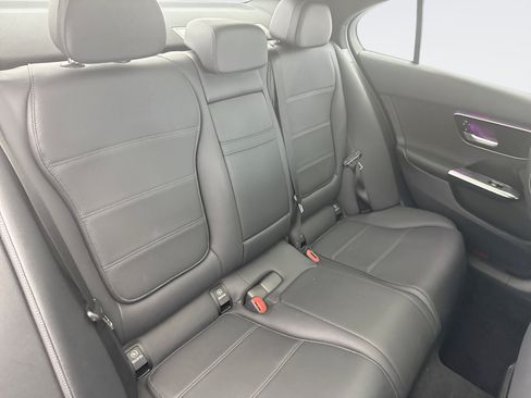 Used 2025 Mercedes-Benz C 300 4MATIC Sedan image 19
