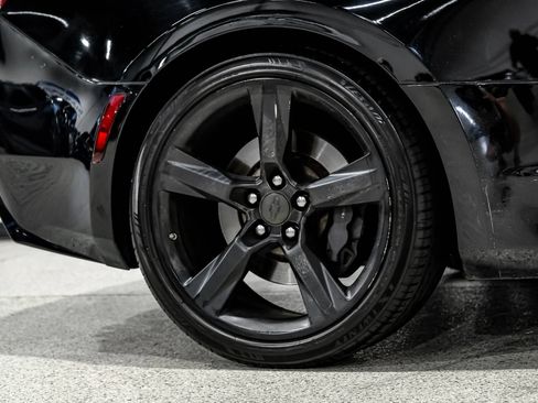 Used 2016 Chevrolet Camaro SS RWD image 60