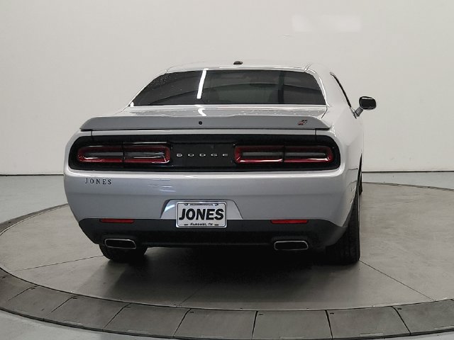 Used 2022 Dodge Challenger GT AWD/4WD image 7