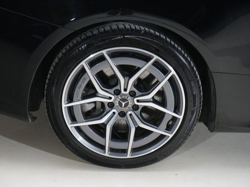 Used 2023 Mercedes-Benz E 450 4MATIC Cabriolet image 36