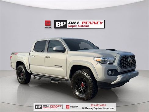 Used 2021 Toyota Tacoma TRD Sport image 7