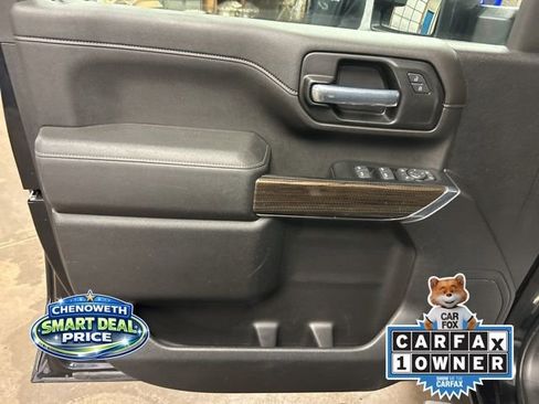 Used 2022 Chevrolet Silverado 3500 LT w/ Convenience Package image 11