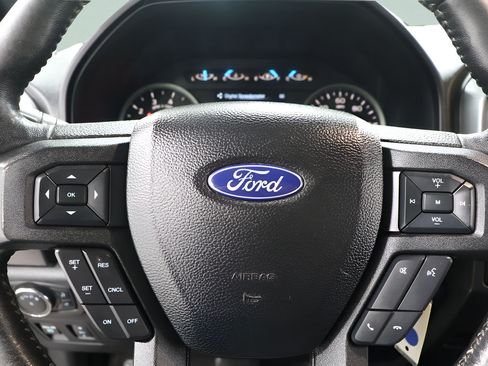 Used 2017 Ford F150 XLT w/ Equipment Group 302A Luxury AWD/4WD image 14