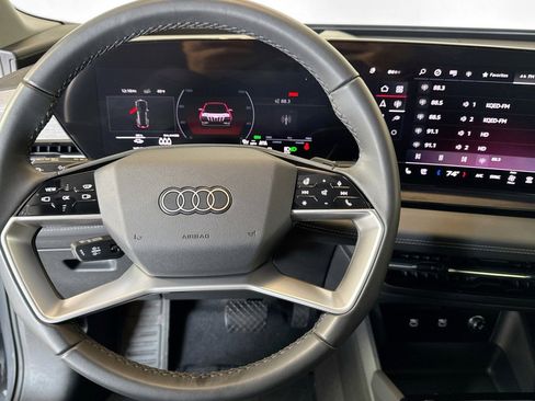 Used 2025 Audi Q6 e-tron Premium Plus image 10