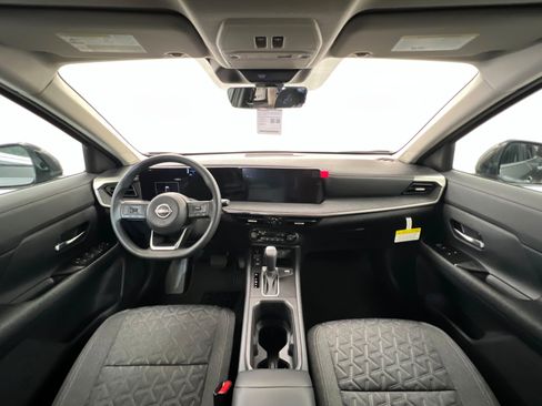 New 2026 Nissan Kicks SV w/ SV Premium Package AWD/4WD image 9