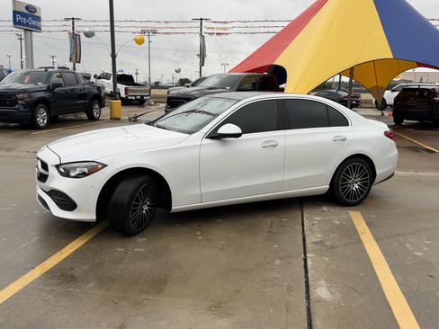 Used 2024 Mercedes-Benz C 300 Sedan image 7