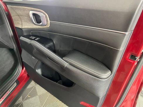 Used 2022 Kia Sorento SX Prestige image 37