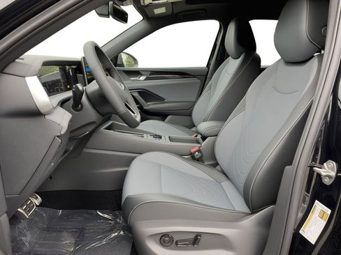 New 2026 Volkswagen Tiguan SE R-Line AWD/4WD image 6
