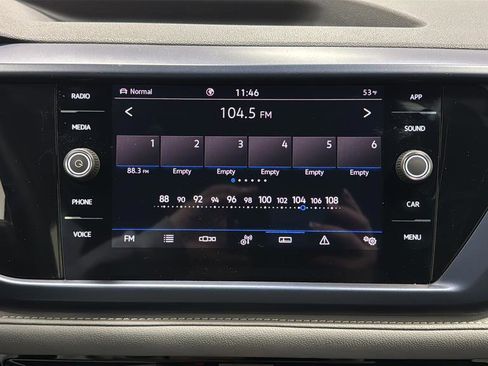 Used 2024 Volkswagen Taos SE AWD/4WD image 14