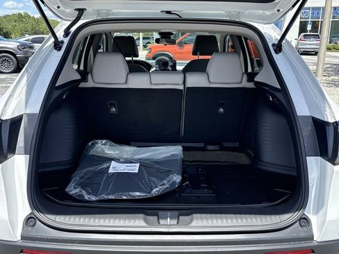 New 2027 Honda HR-V LX image 16