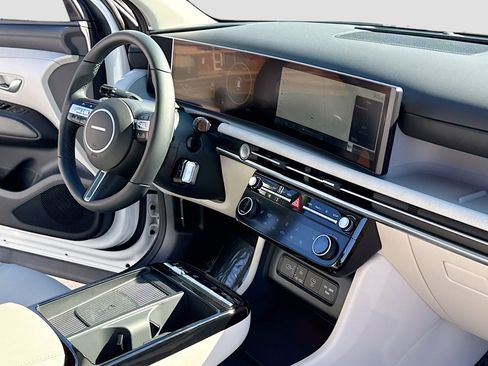 Certified 2025 Hyundai Tucson SEL image 5