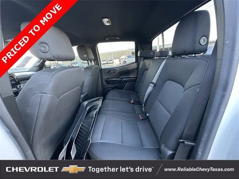 Used 2023 Chevrolet Colorado Trail Boss w/ Technology Package image 27