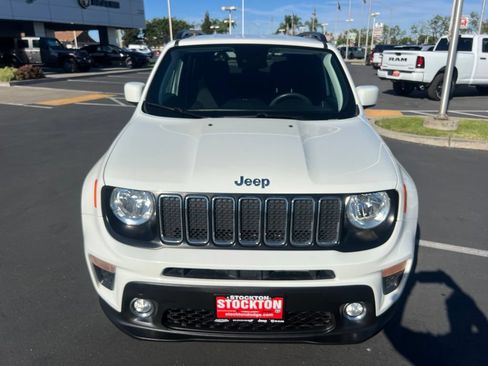 Used 2021 Jeep Renegade Latitude AWD/4WD image 9