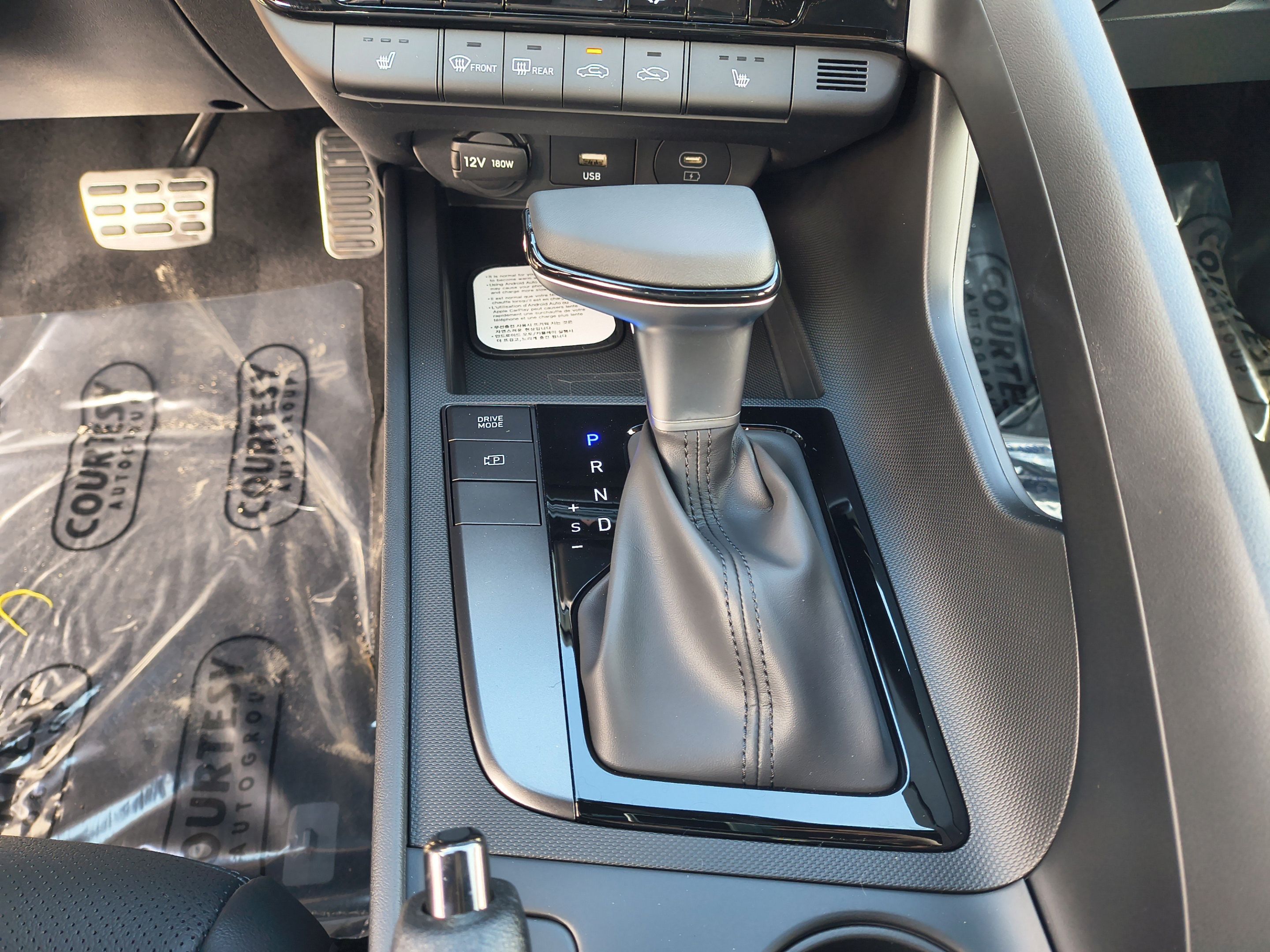 New 2026 Hyundai Elantra SEL Sport FWD image 26