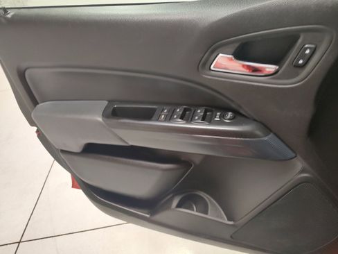 Used 2016 Chevrolet Colorado Z71 image 10