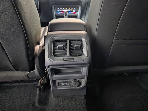 Certified 2023 Volkswagen Tiguan SE AWD/4WD image 29