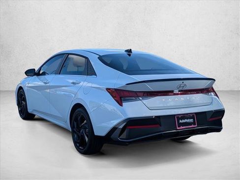 New 2026 Hyundai Elantra SEL Sport Premium image 7