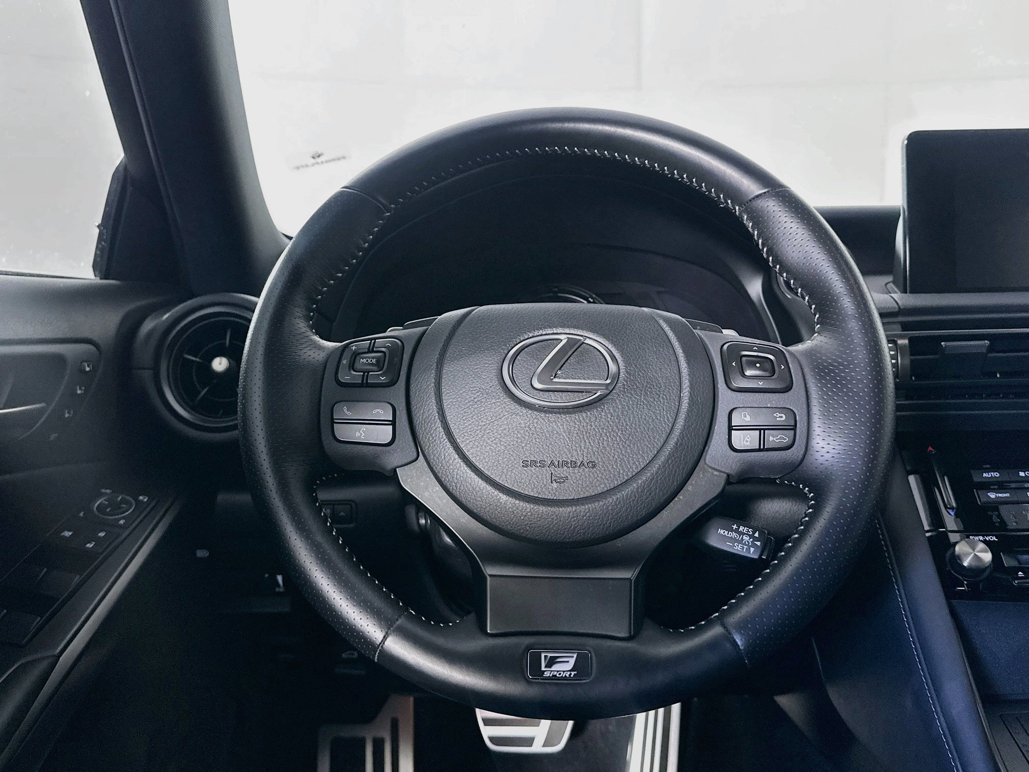Used 2025 Lexus IS 350 F Sport RWD image 18
