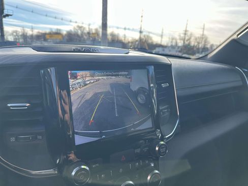 Used 2024 RAM 1500 Laramie image 19