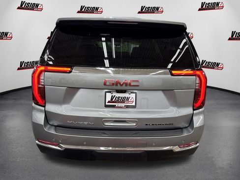 Used 2025 GMC Yukon Elevation w/ Technology Package AWD/4WD image 6