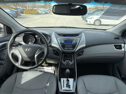 Used 2013 Hyundai Elantra GLS w/ Preferred Pkg FWD image 14