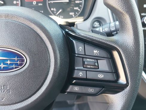 Certified 2025 Subaru Crosstrek 2.0i Premium w/ Crosstrek Mirror Package image 17