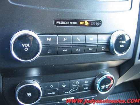 Used 2020 Ford Expedition XL AWD/4WD image 17