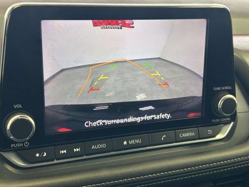 Used 2026 Nissan Rogue SV FWD image 22