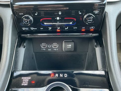 Certified 2023 Jeep Grand Cherokee L Limited AWD/4WD image 22