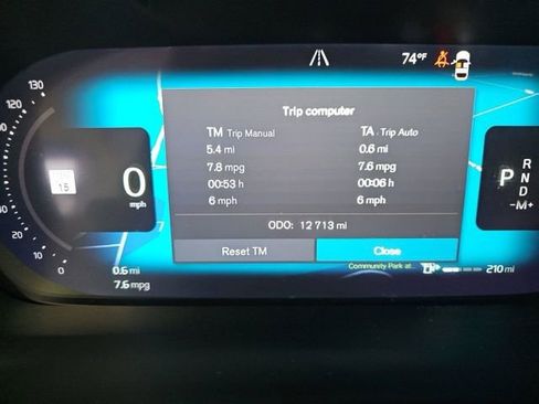 Used 2023 Volvo XC40 B5 Plus w/ Protection Package Premier AWD/4WD image 20