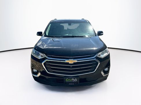 Used 2018 Chevrolet Traverse LT AWD/4WD image 2