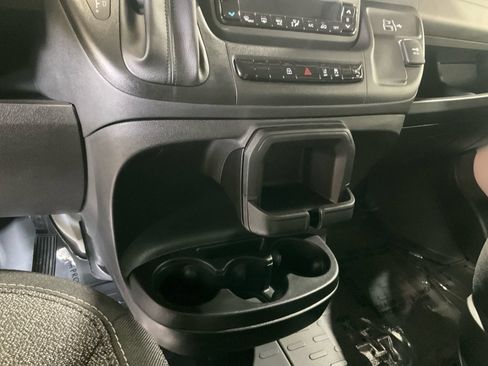 Used 2025 RAM ProMaster 2500 w/ Safety Group FWD image 25
