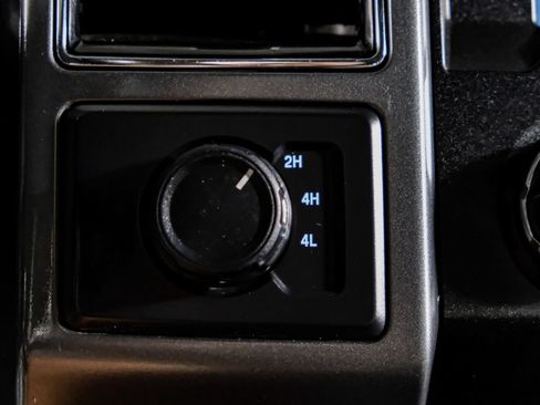 Used 2021 Ford F350 XLT w/ XLT Premium Package AWD/4WD image 24