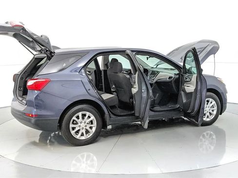 Used 2019 Chevrolet Equinox LS w/ LS Convenience Package FWD image 29